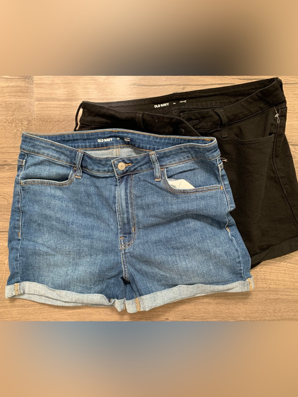 Old Navy Womens 14 WOW high rise stretch jeans shorts NWOT